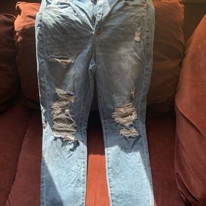 Super High waisted curvy jeans